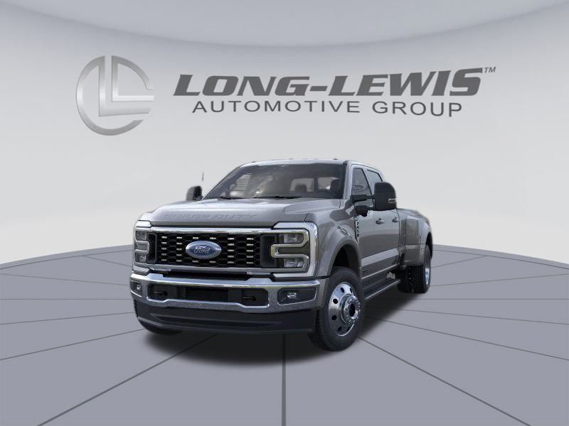 2026 Ford F-450 photo 2