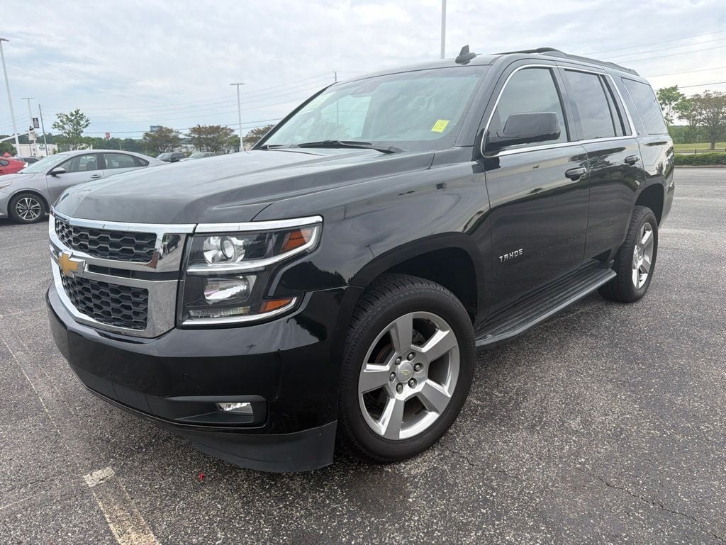 2019 Chevrolet Tahoe 4WD LT's photo