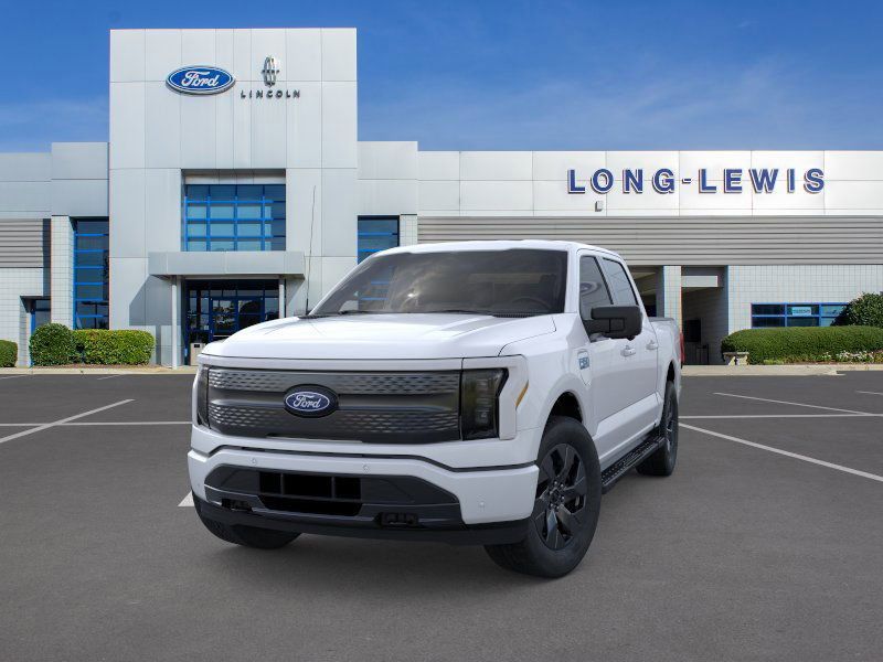 2025 Ford F-150 Lightning photo 2