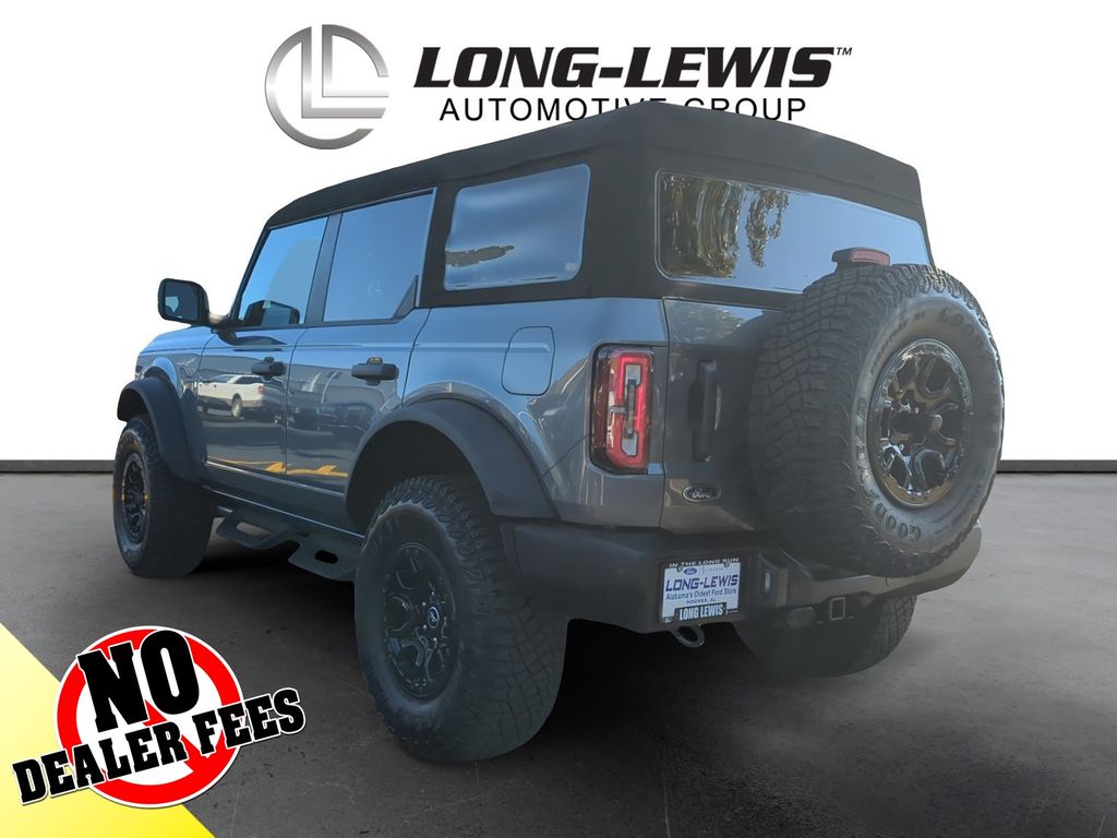 2024 Ford Bronco Wildtrak photo 2