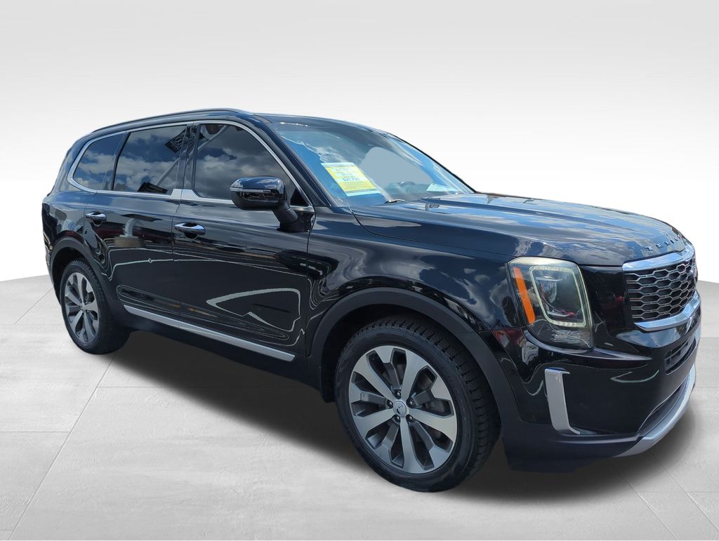 2020 Kia Telluride S photo 2