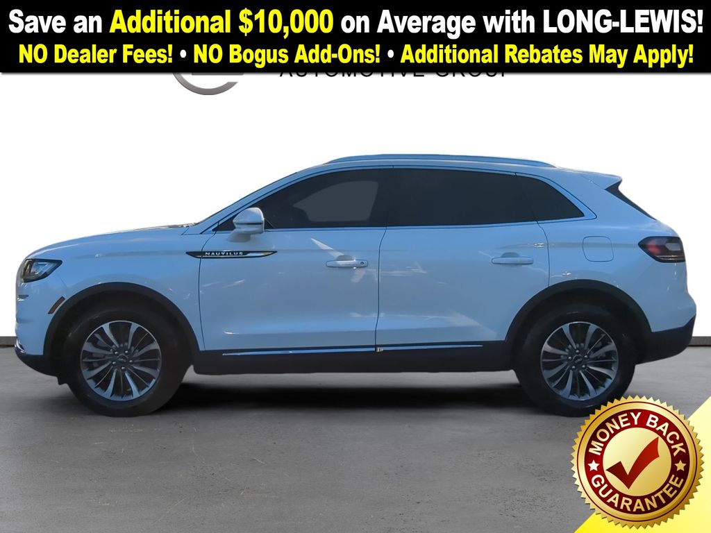 2023 Lincoln Nautilus Standard photo 2