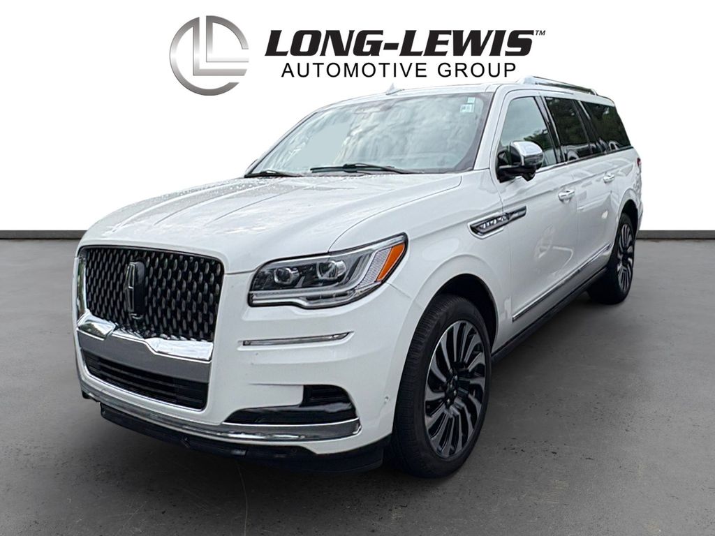 2024 Lincoln Navigator Black Label L 4WD's photo