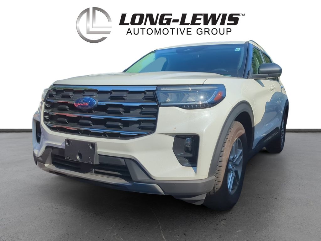 2026 Ford Explorer's photo