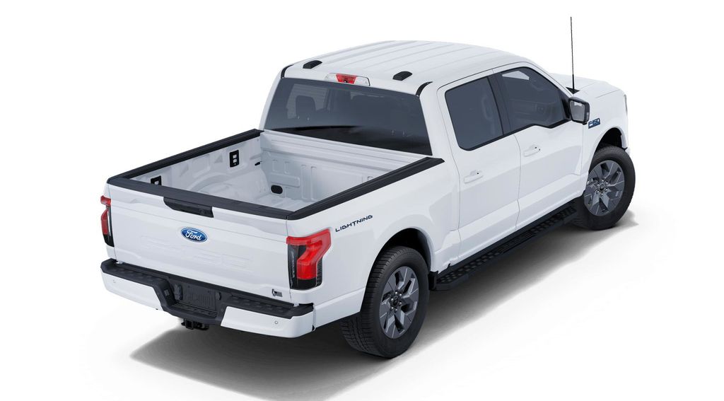 2025 Ford F-150 Lightning photo 3