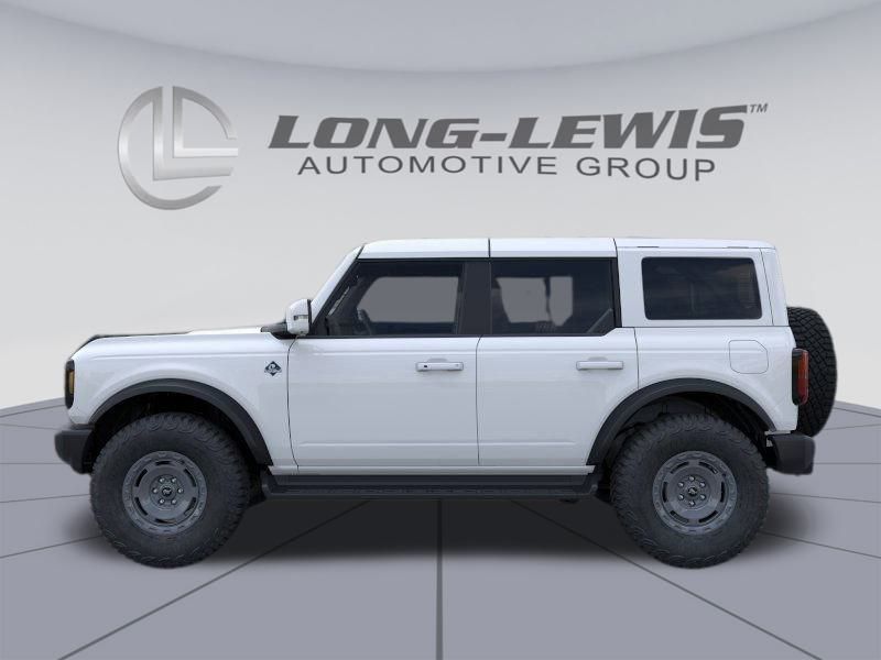 2025 Ford Bronco Outer Banks photo 2