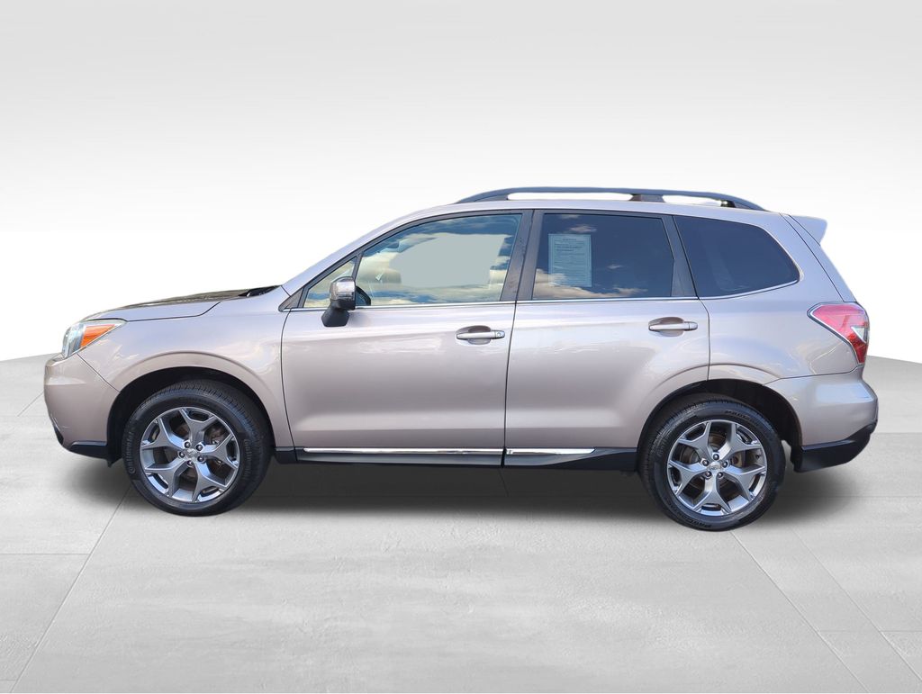 2016 Subaru Forester 2.5i Touring photo 4