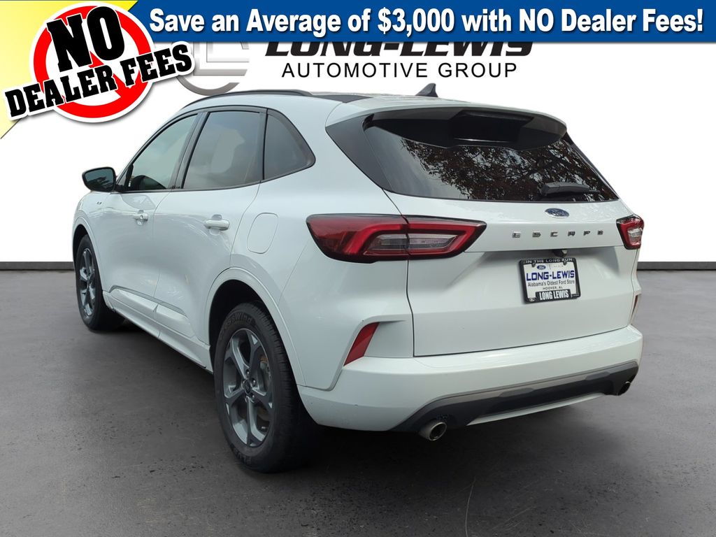2023 Ford Escape ST-Line photo 3