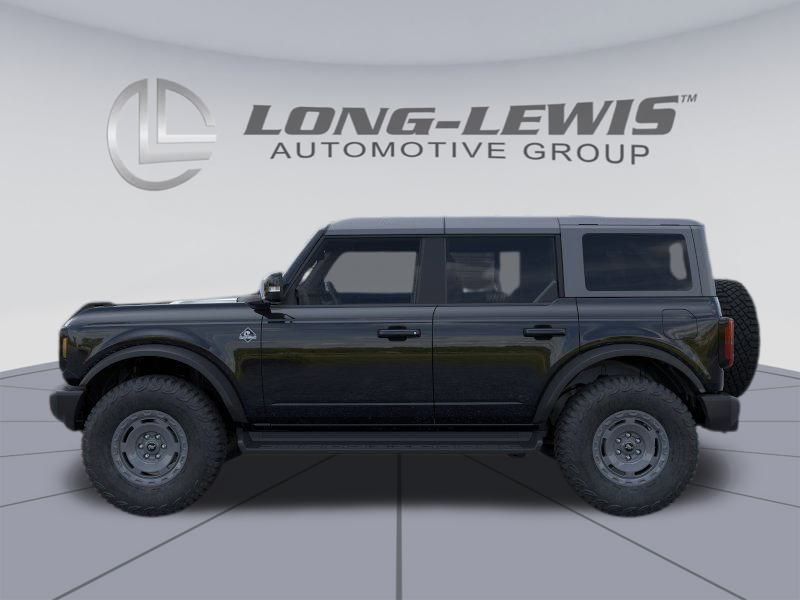 2025 Ford Bronco Outer Banks photo 2