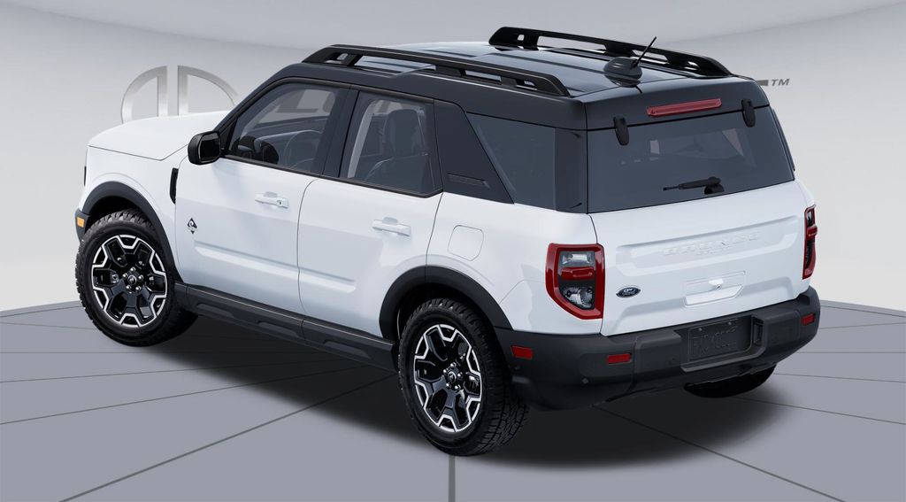 2025 Ford Bronco Sport Outer Banks photo 2