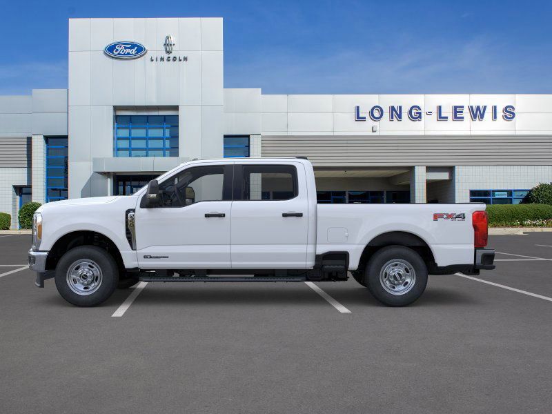 2025 Ford F-350 XL photo 3