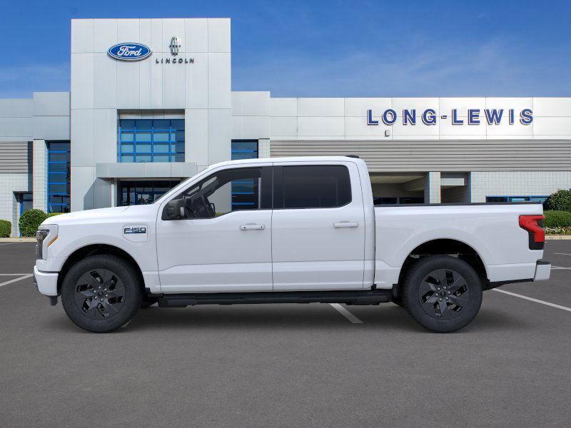2025 Ford F-150 Lightning photo 3