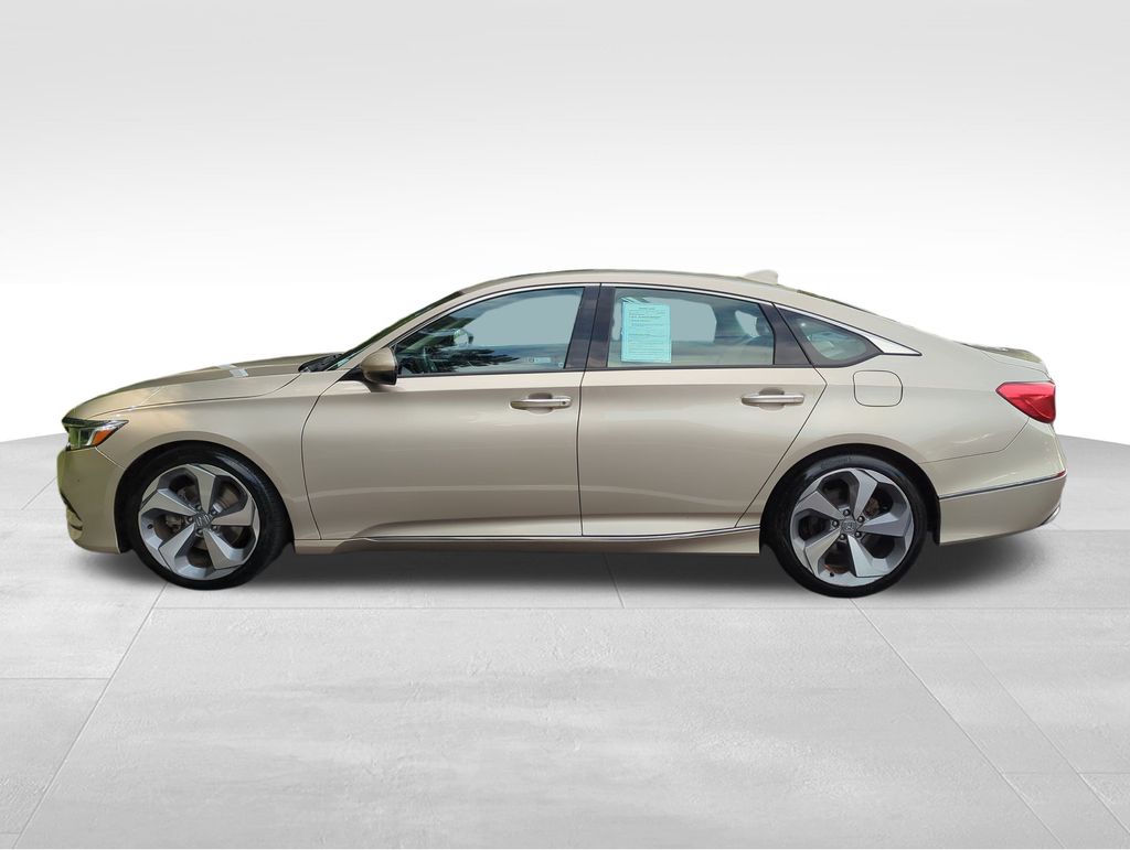 2018 Honda Accord Touring 2.0T photo 4