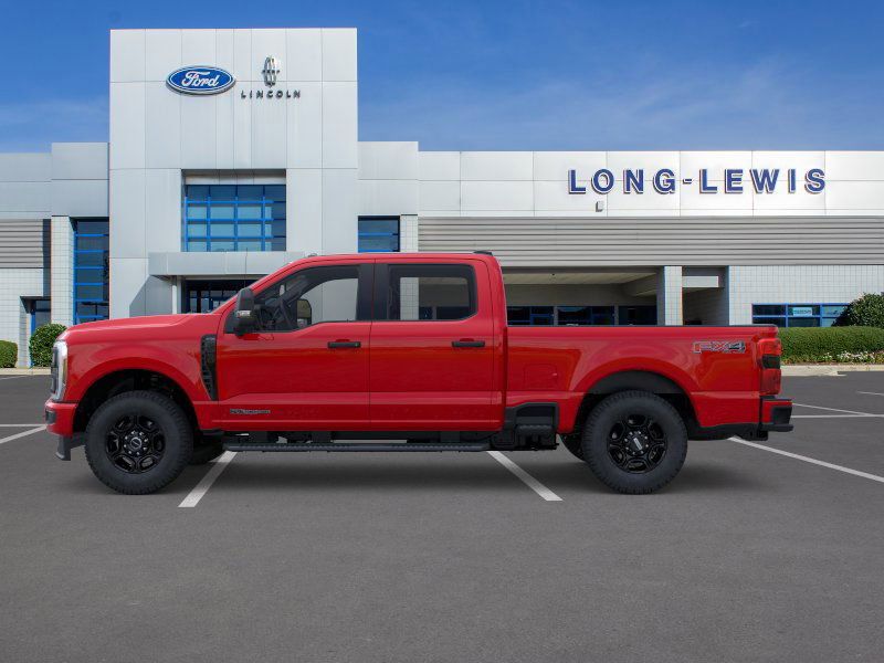 2025 Ford F-250 photo 3