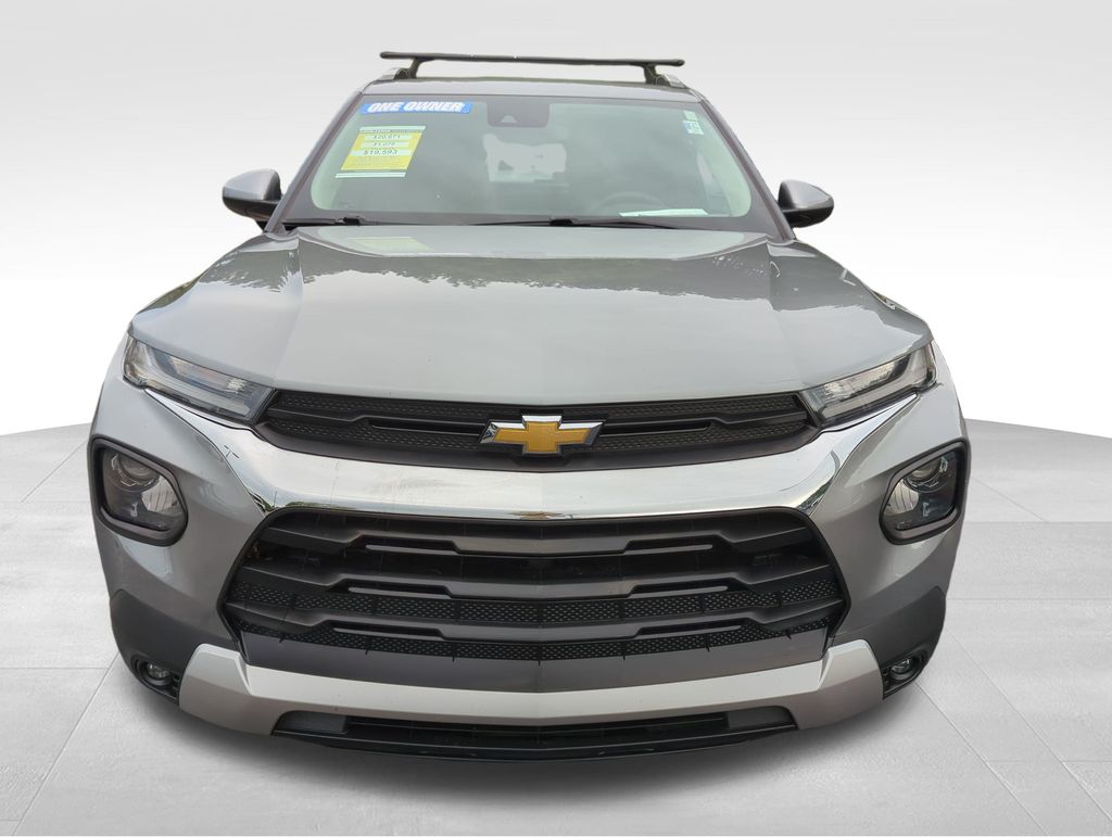 2023 Chevrolet Trailblazer LT photo 2