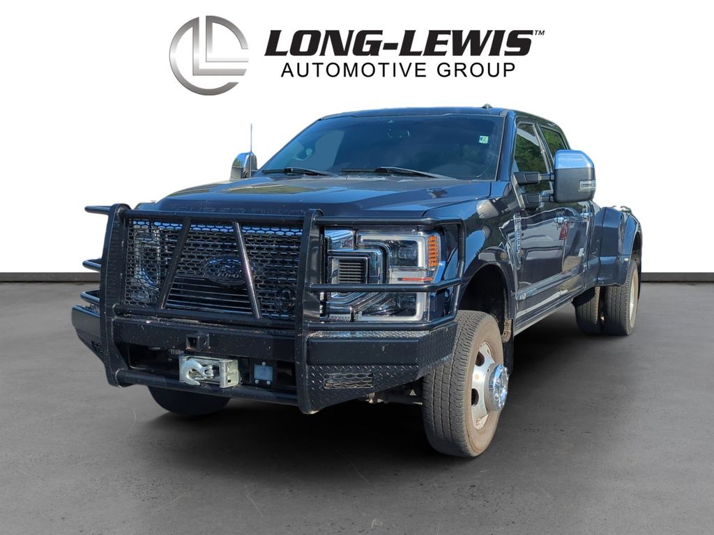 2022 Ford F-350 Platinum 4x4 Crew Cab 8' Box DRW's photo