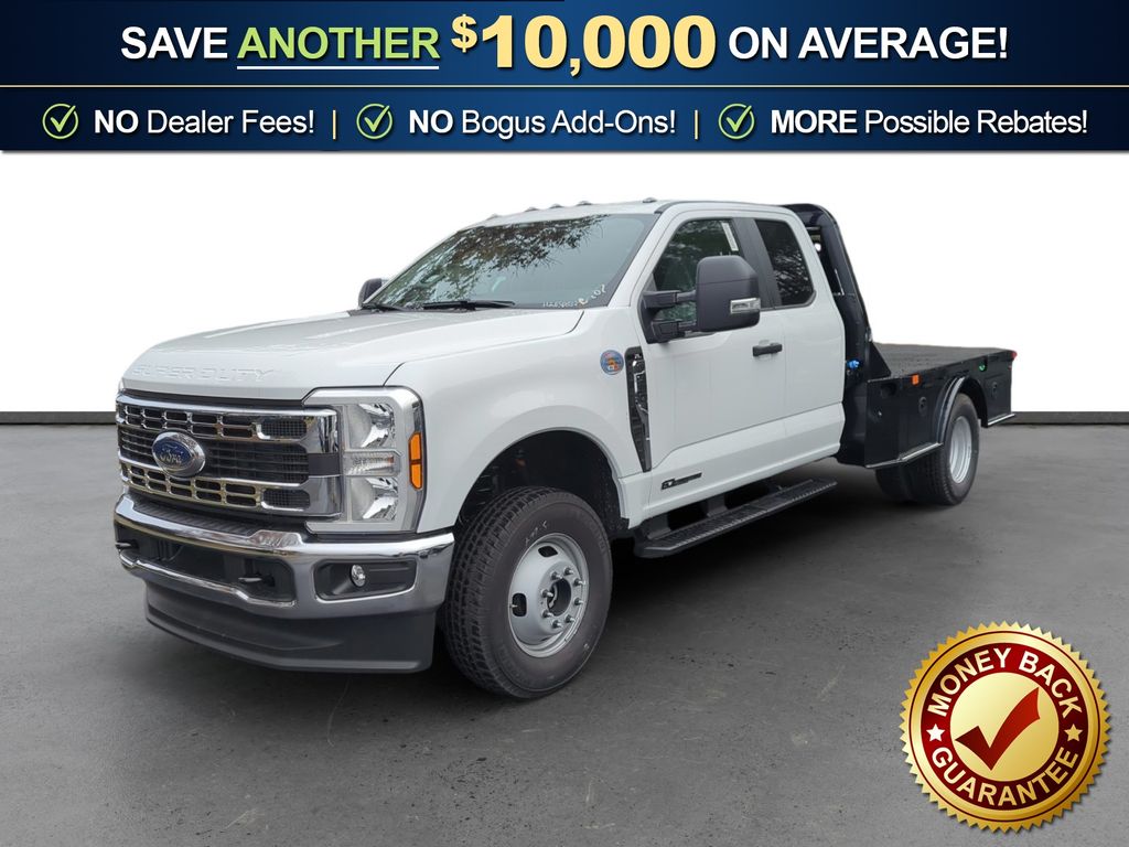 2026 Ford F-350 Super Duty Chassis Cab XL