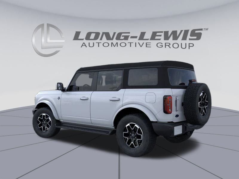 2025 Ford Bronco Outer Banks photo 3