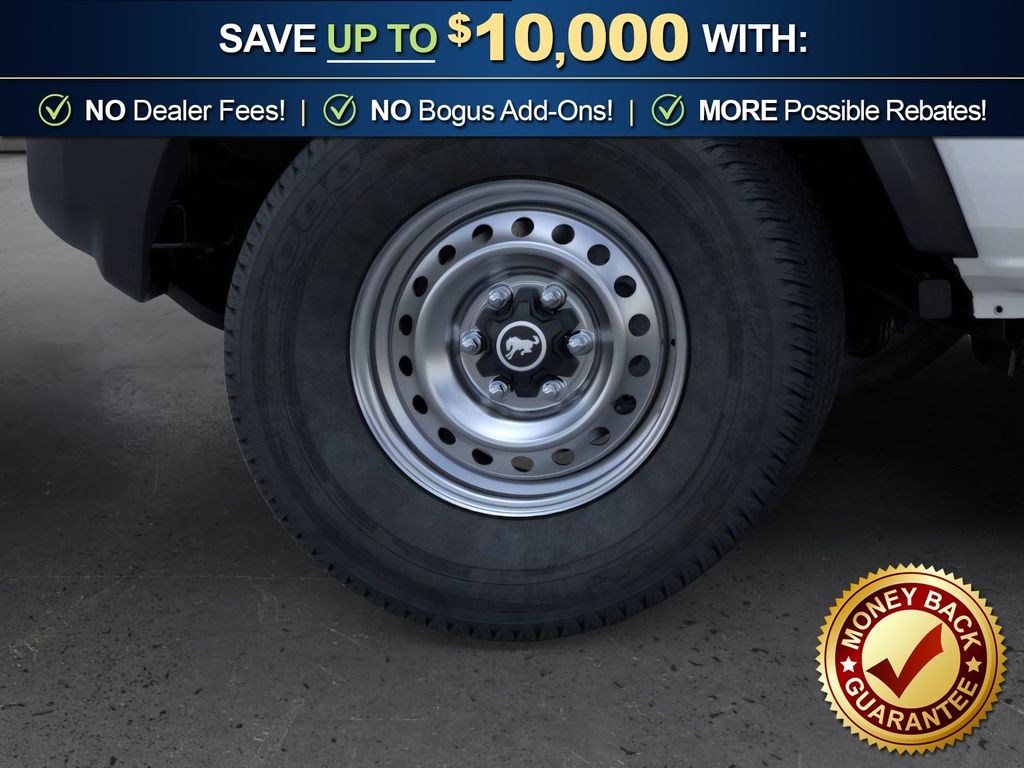 2025 Ford Bronco 4-Door Base - Photo 26