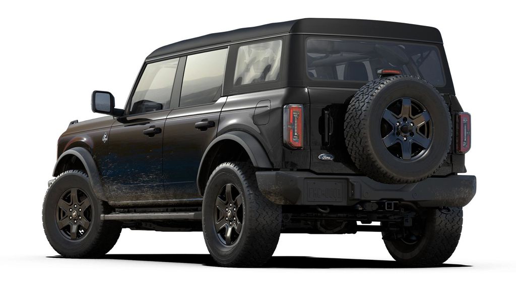 2025 Ford Bronco Outer Banks photo 2