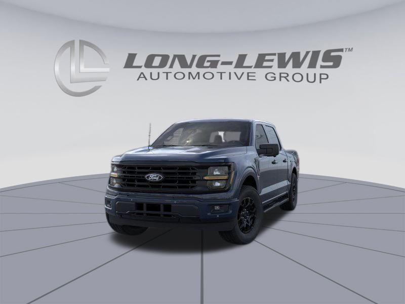 2025 Ford F-150 XLT photo 2