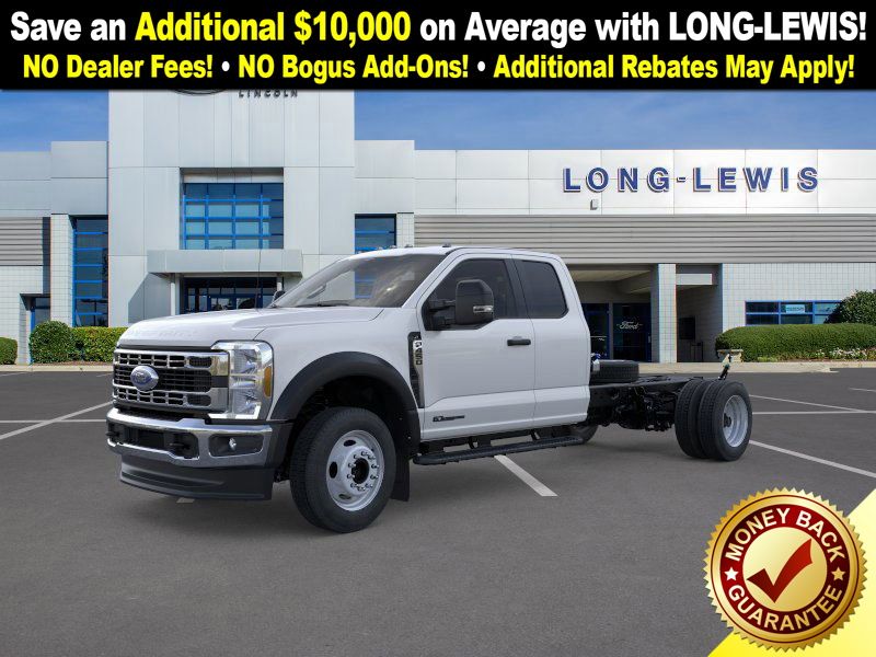 2026 Ford F-450 Super Duty Chassis Cab XL's photo