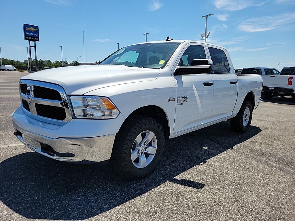 2022 RAM 1500 Classic Tradesman 4x4 Crew Cab 5'7's photo