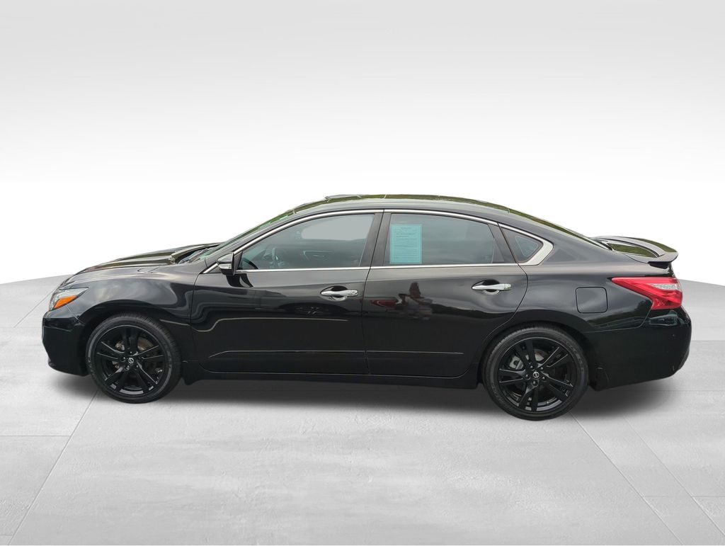 2017 Nissan Altima 3.5 SL photo 4