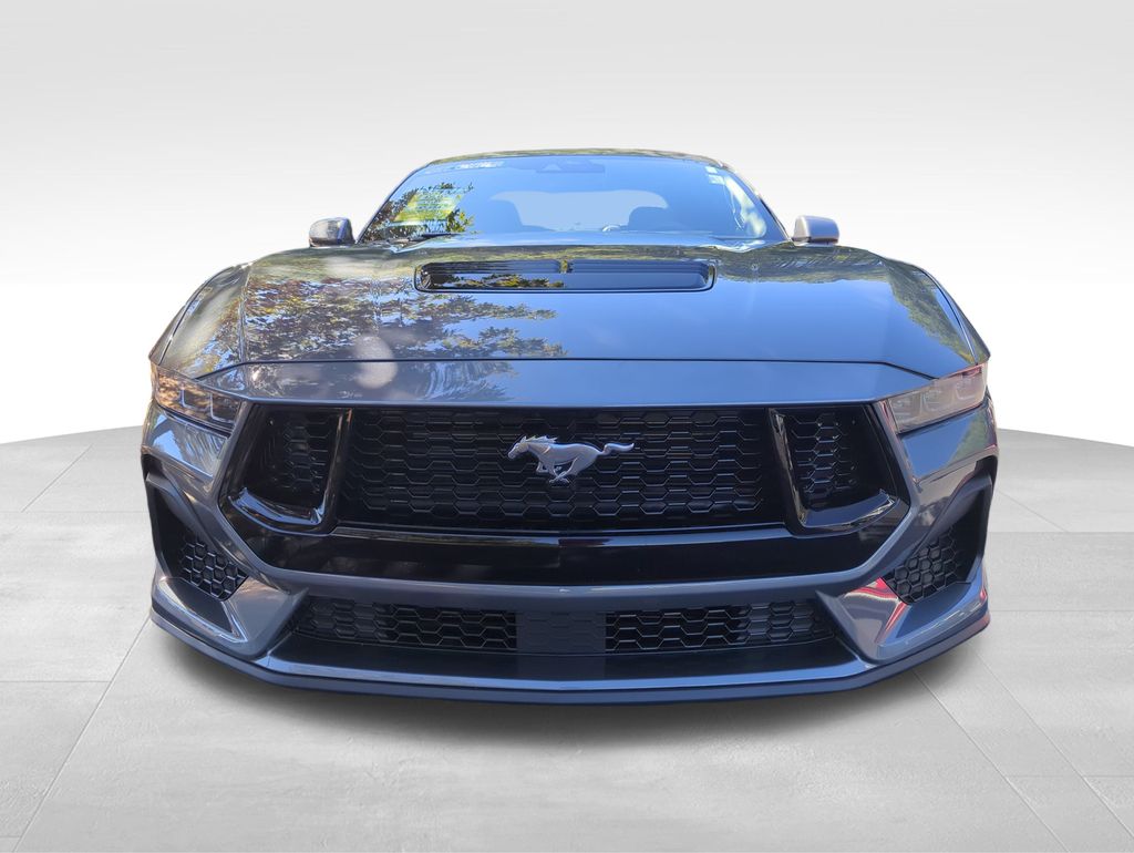 2025 Ford Mustang GT photo 2