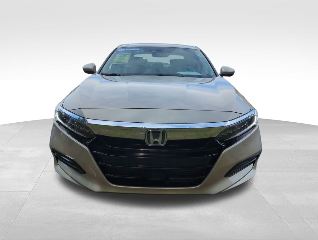 2018 Honda Accord Touring 2.0T photo 2