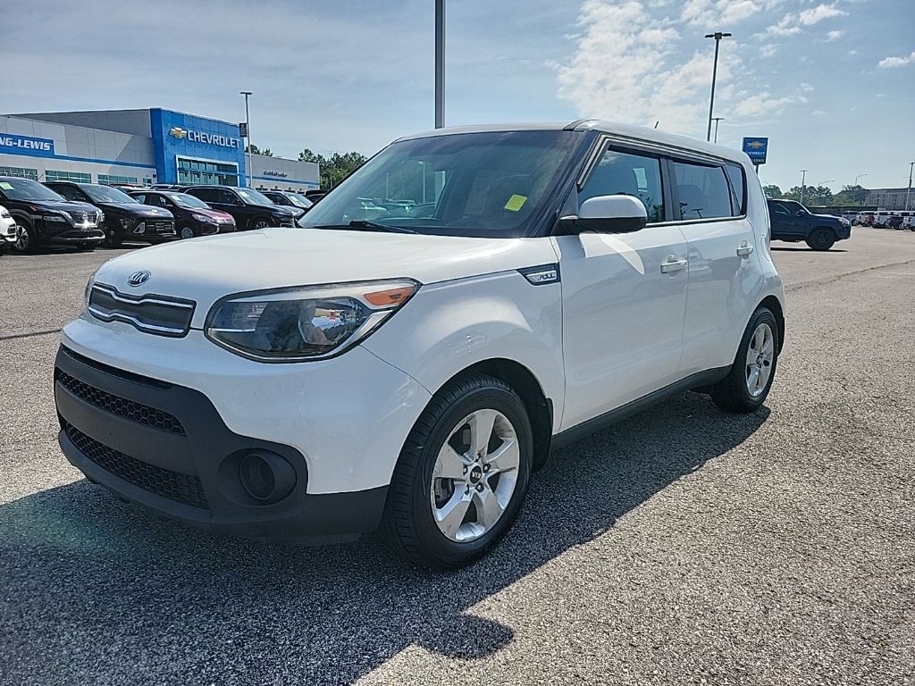 2018 Kia Soul 1.6L Base 6 A/T's photo