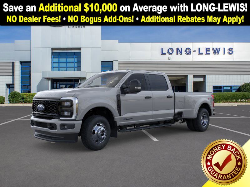 2026 Ford F-350 Super Duty XL's photo