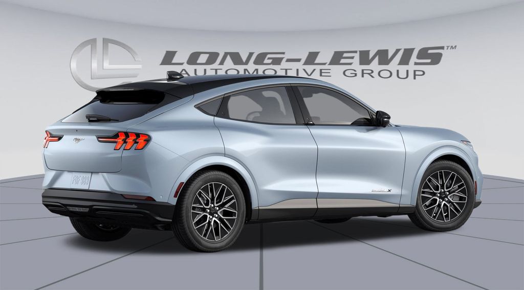 2025 Ford Mustang Mach-E Premium photo 3