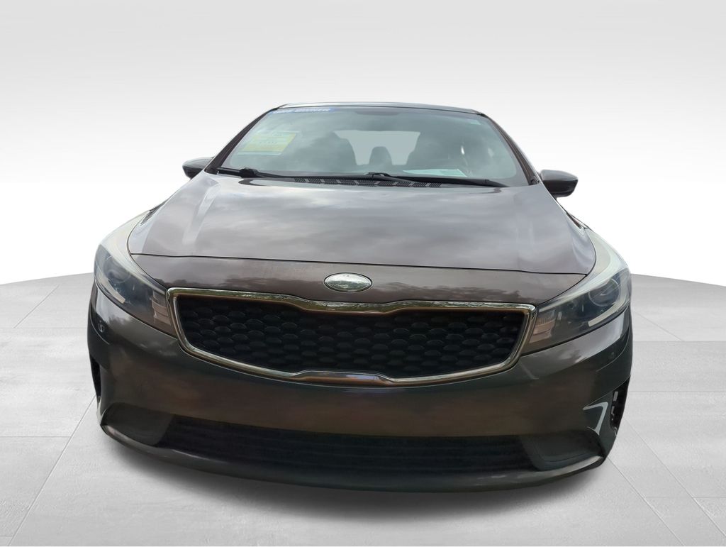 2018 Kia Forte LX Base photo 2