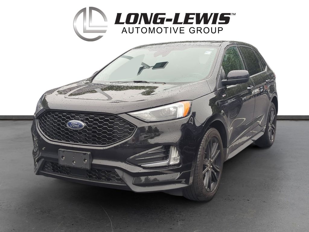 2023 Ford Edge ST-Line AWD's photo
