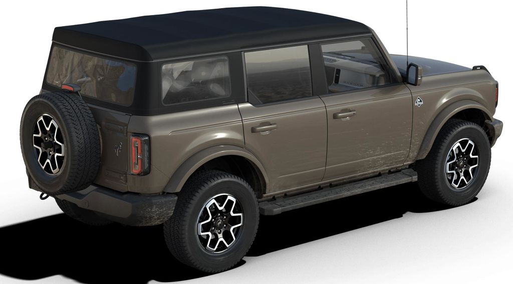 2025 Ford Bronco Outer Banks photo 3