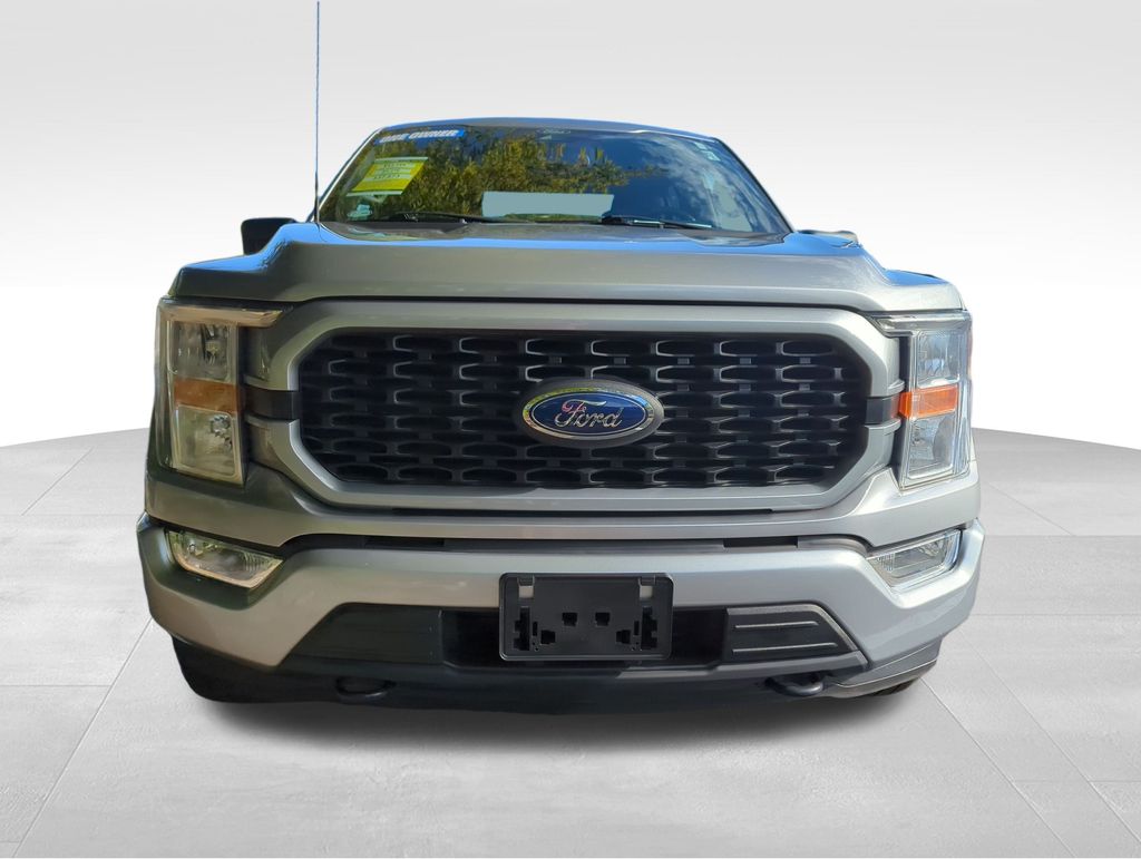 2022 Ford F-150 XL photo 2