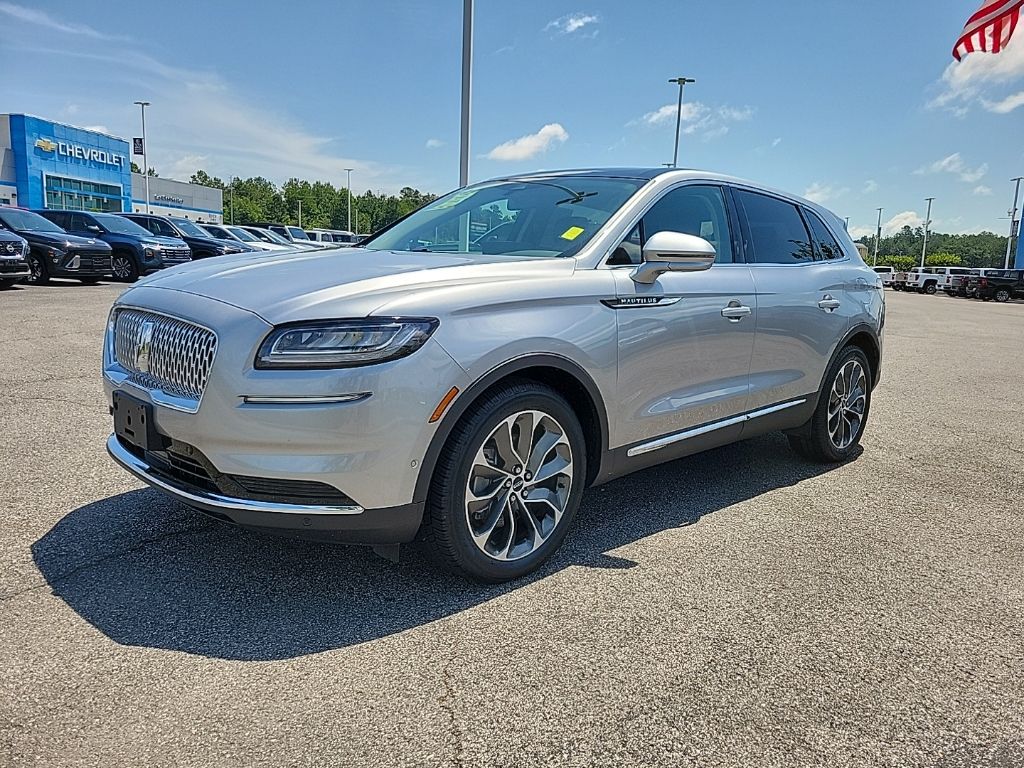 2022 Lincoln Nautilus Reserve FWD's photo