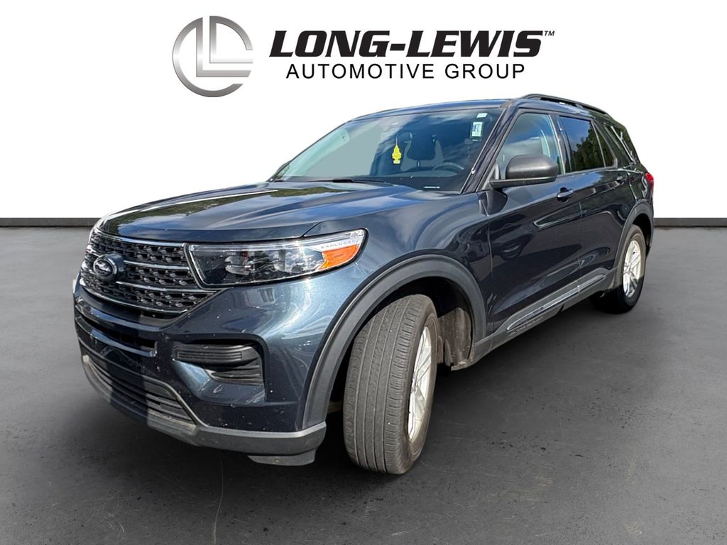 2023 Ford Explorer XLT RWD's photo
