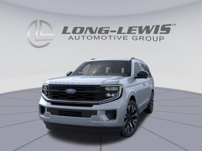 2025 Ford Expedition Platinum photo 2