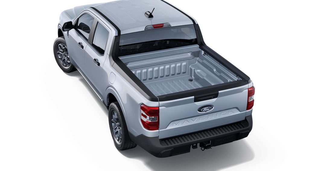 2025 Ford Maverick XLT photo 2