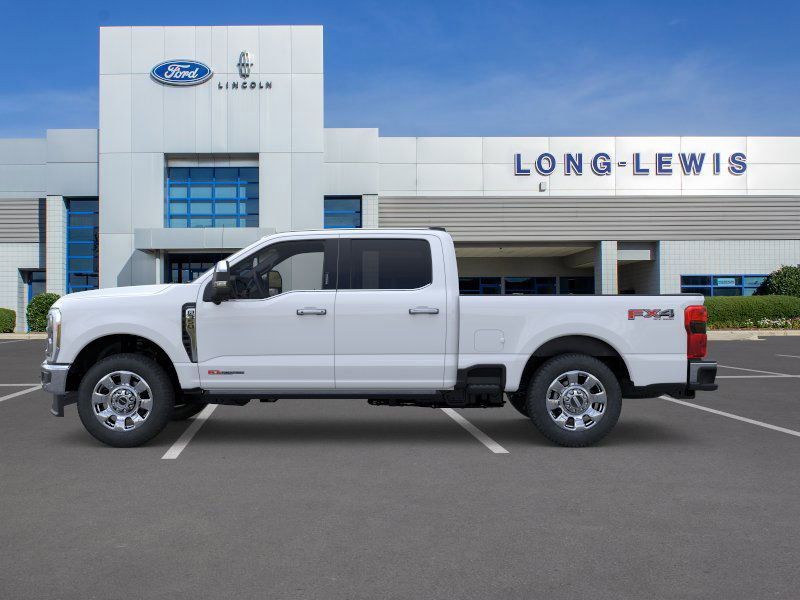 2025 Ford F-350 Lariat photo 3
