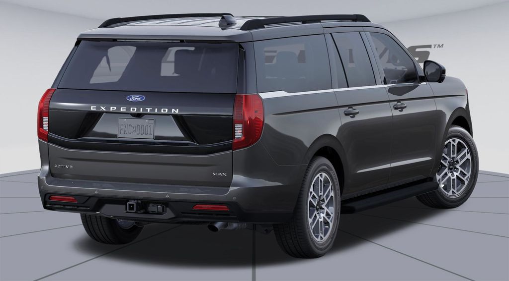 2025 Ford Expedition MAX photo 3