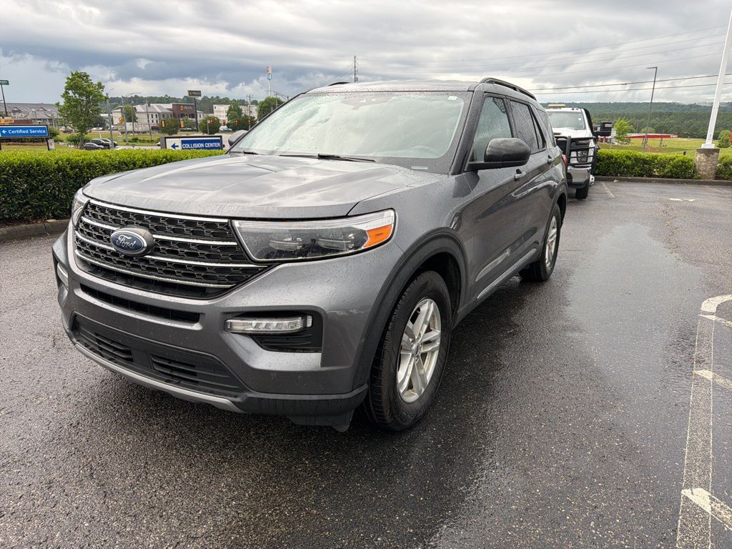 2022 Ford Explorer XLT RWD's photo