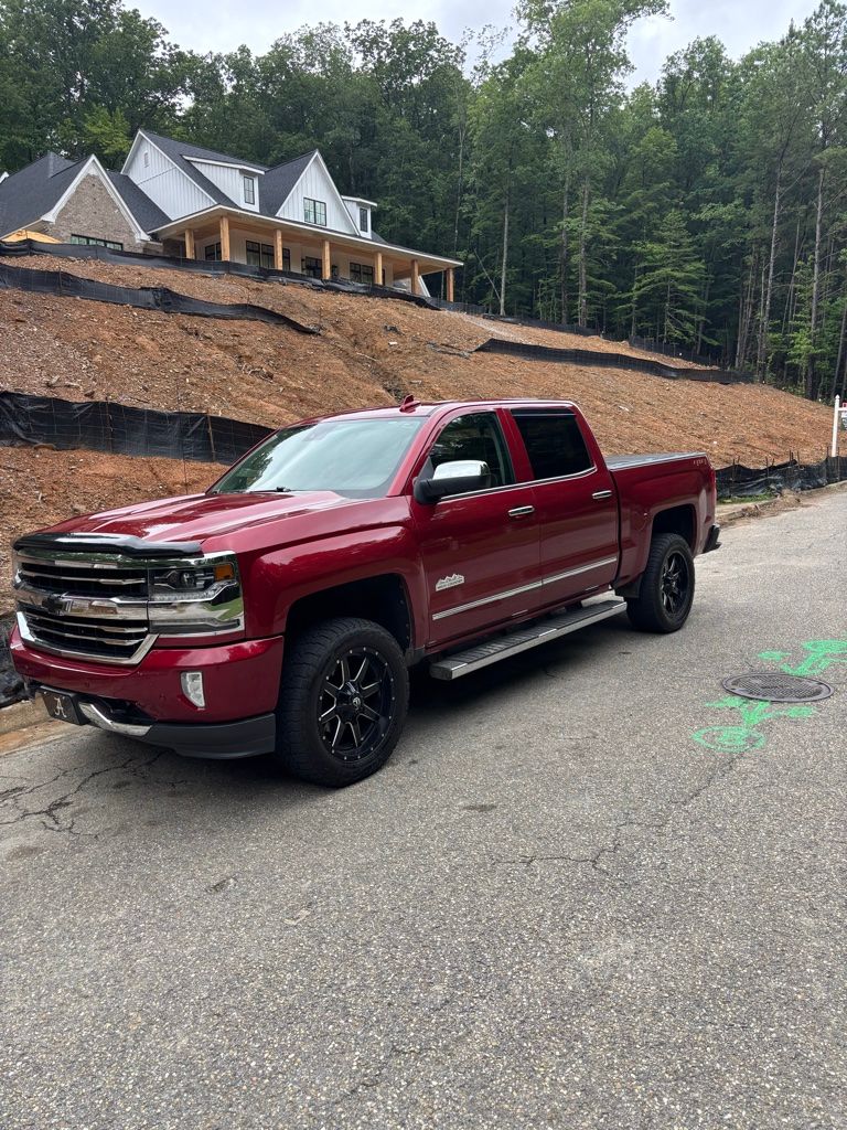 2018 Chevrolet Silverado 1500 High Country 4X4 Crew Cab Short Box's photo