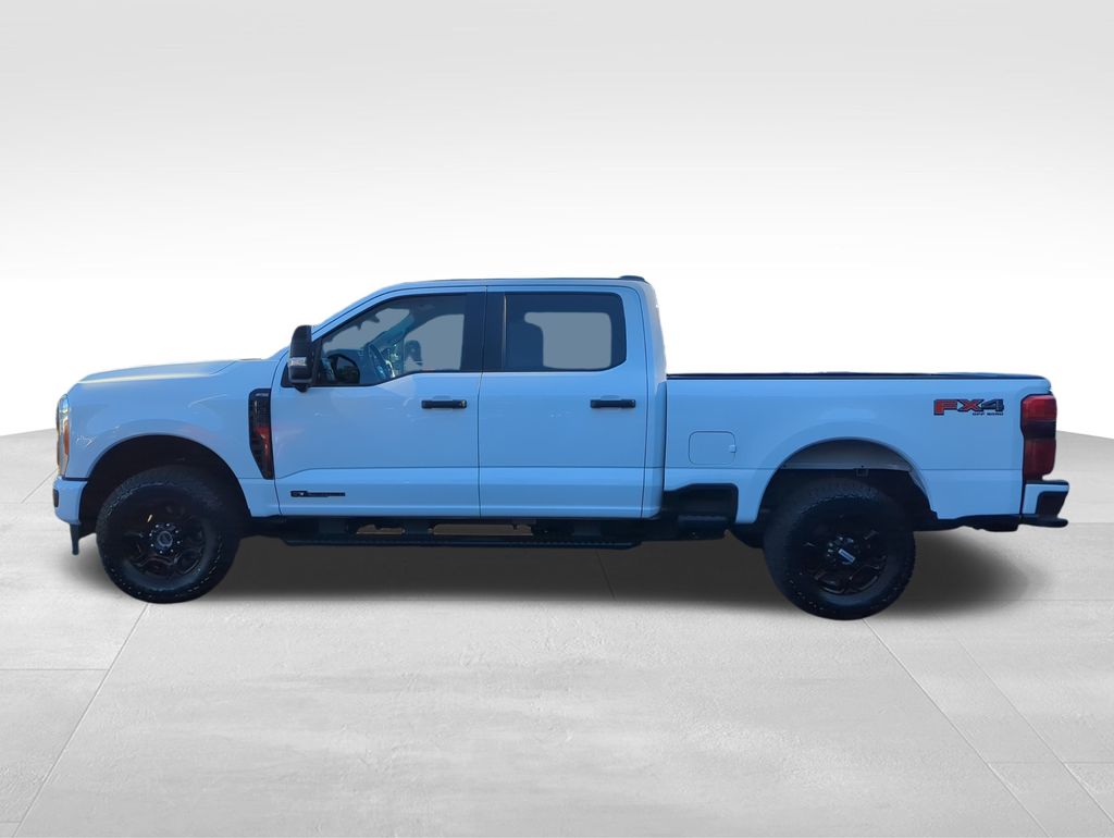 2023 Ford F-250 photo 4