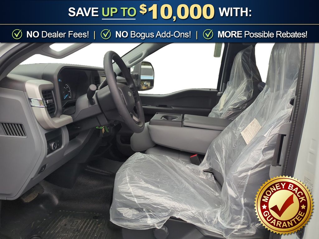 2026 Ford F-350 Super Duty Chassis Cab XL - Photo 13