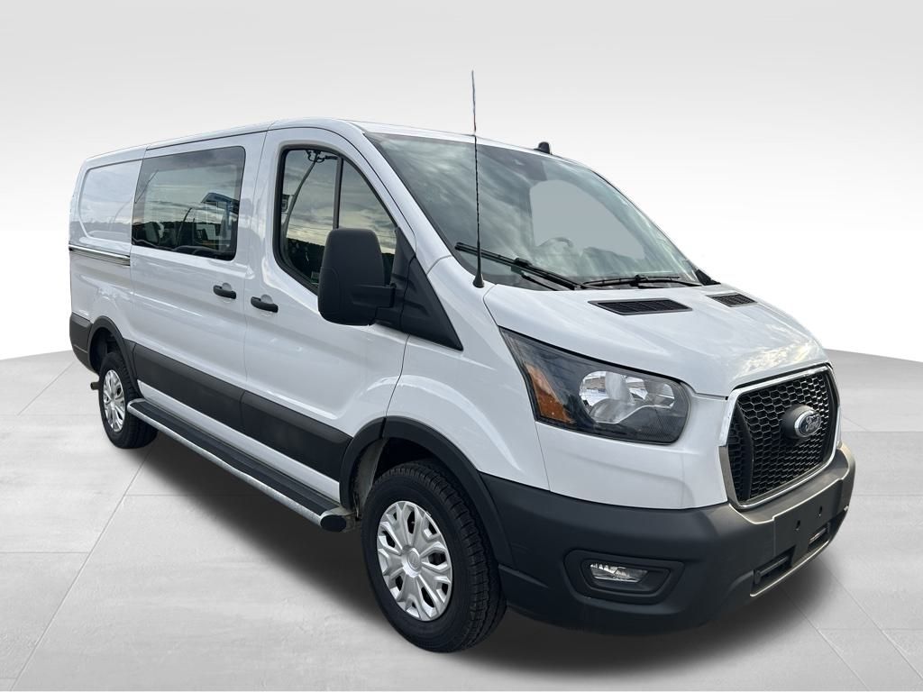 2023 Ford Transit photo 3