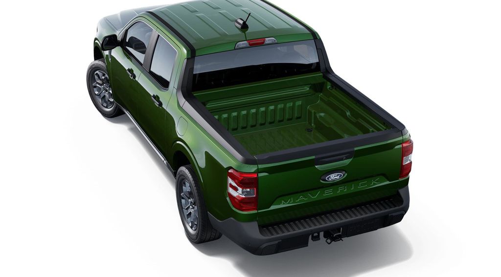 2025 Ford Maverick XLT photo 2