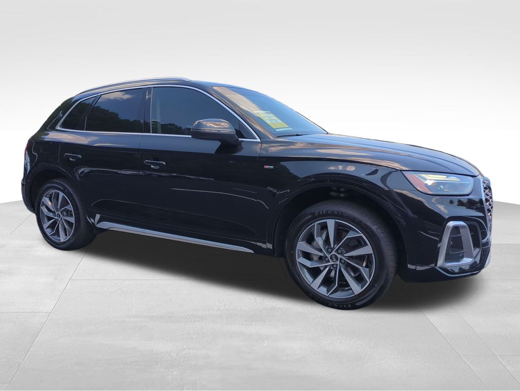 2022 Audi Q5 45 S line Premium photo 3